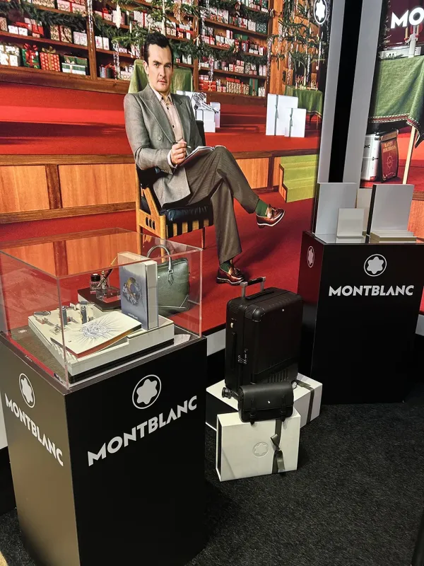 Visual Merchandising Schaufenstergestaltung displaybau und warenpräsentation pos service nrw